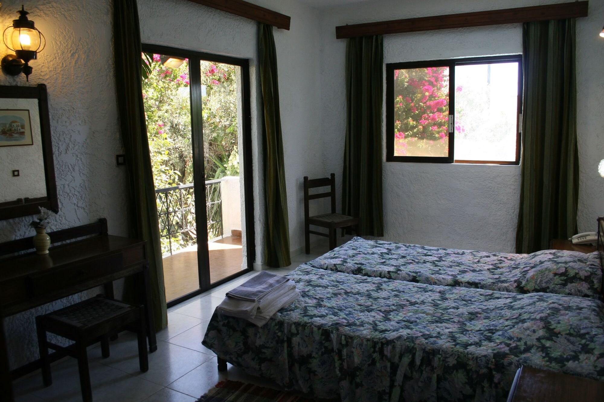 Oasis Hotel Bungalows Rhodes Афанту Екстериор снимка